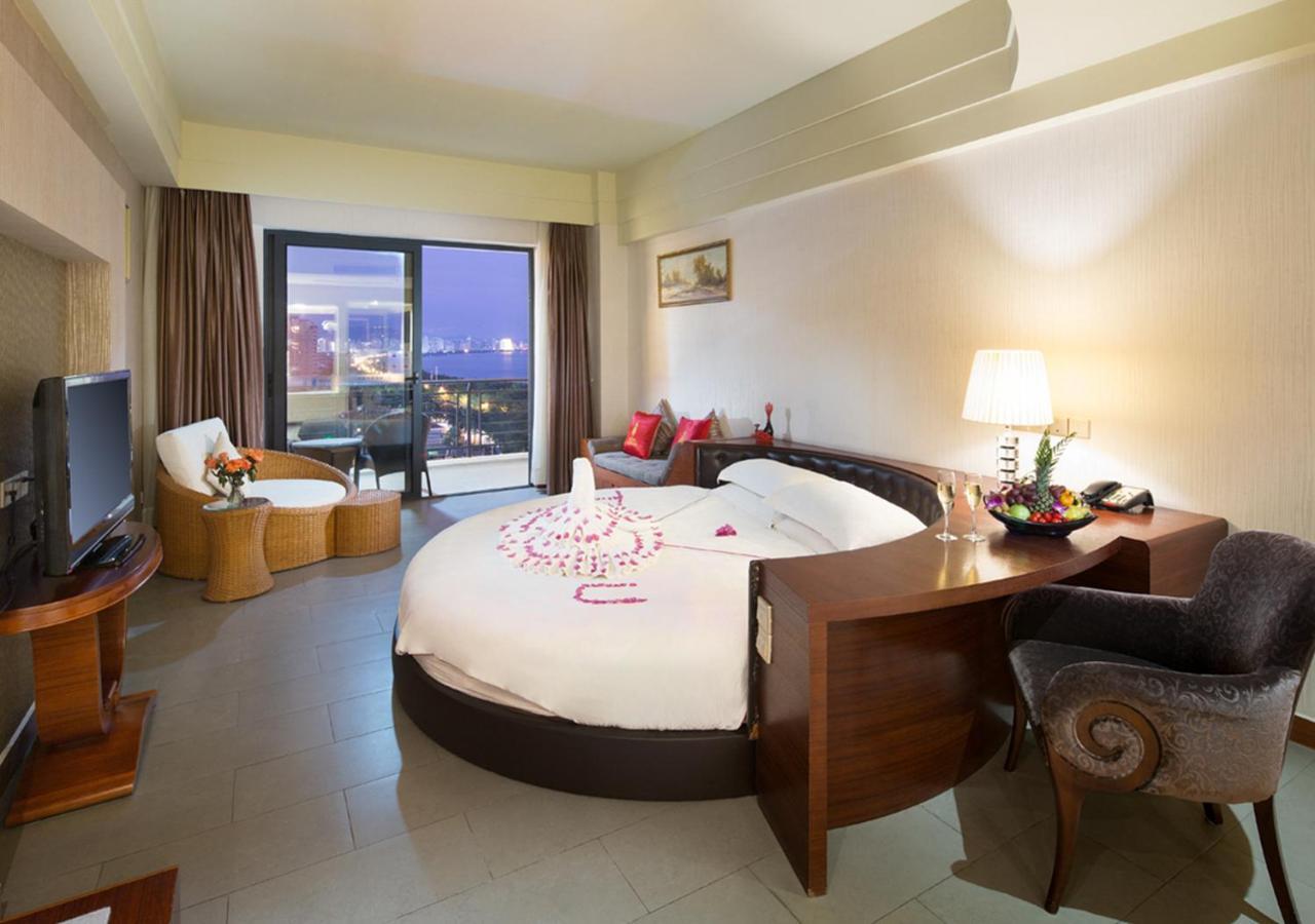 Lacosta Seaside Resort Hotel Sanya 三亚 外观 照片