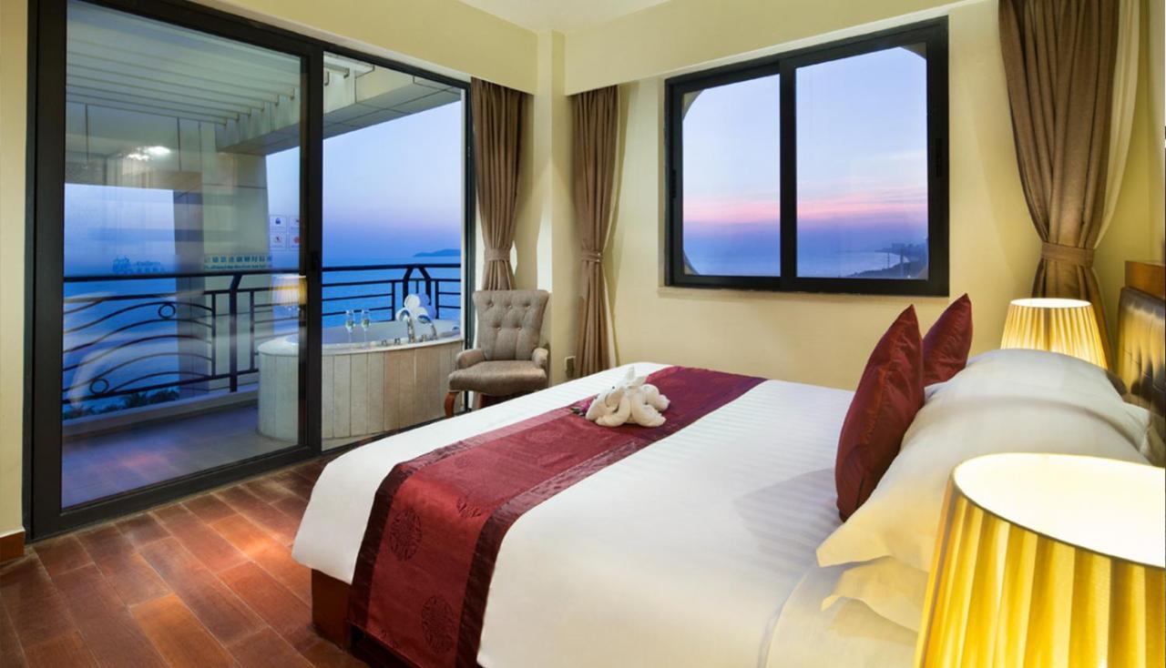 Lacosta Seaside Resort Hotel Sanya 三亚 外观 照片